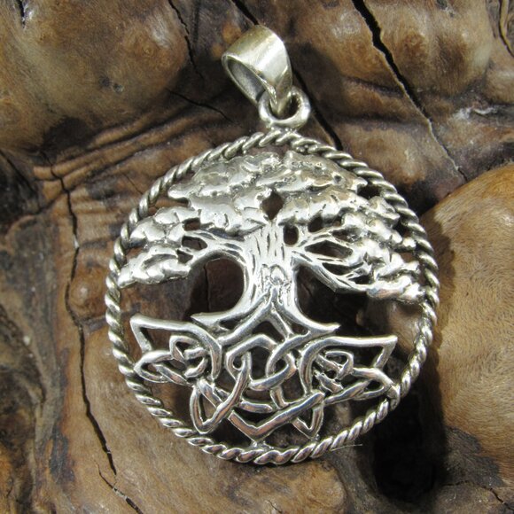 Handcrafted Solid 925 Sterling Silver Celtic Braided Wreath Tree of Life Pendant - Picture 1 of 7
